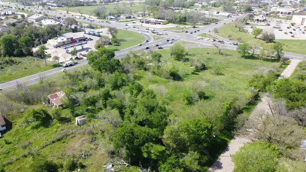 1804 Chestnut ST, Bastrop, TX 78602