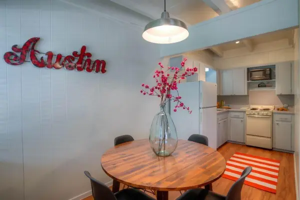 3011 Whitis Ave #203, Austin, TX 78705