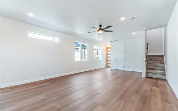 1130 Spur ST #A, Austin, TX 78721
