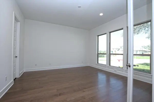 1209 Stormy DR, Georgetown, TX 78633