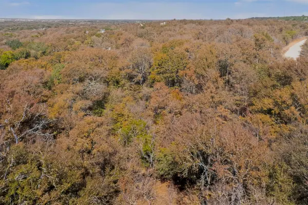178 Helemano DR, Bastrop, TX 78602