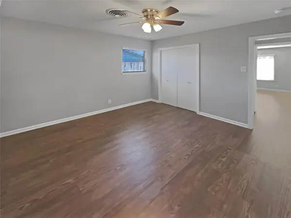 1105 E 17th ST, Georgetown, TX 78626
