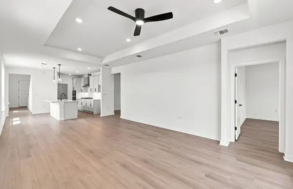 190 Frontera DR, Bastrop, TX 78602