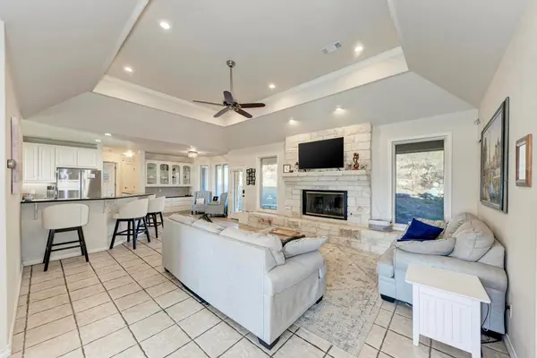 330 Juniper TRL, Kingsland, TX 78639
