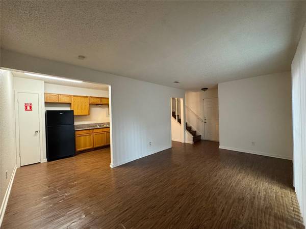 4904 West Wind TRL #104, Austin, TX 78745