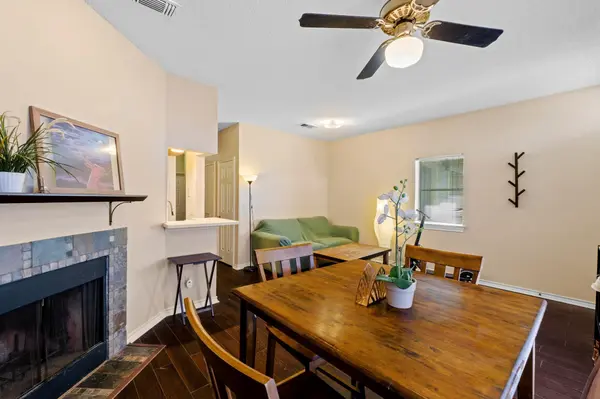 915 W 22nd 1/2 ST #202, Austin, TX 78705