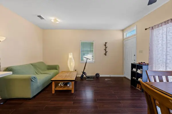 915 W 22nd 1/2 ST #202, Austin, TX 78705
