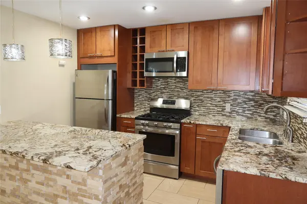 3000 S 1st ST #102, Austin, TX 78704