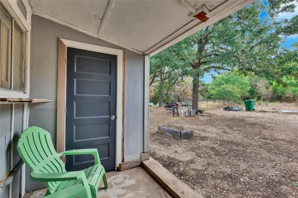 2103 Chaparral Park RD #D, Manchaca, TX 78652