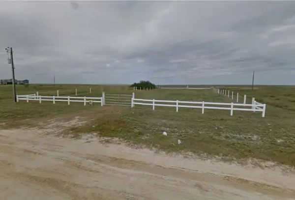 1643 Canal ST, Bay City, TX 77414