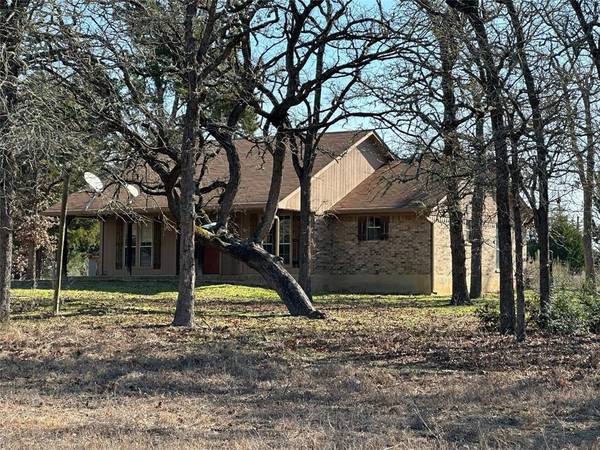 1047 Private Road 3022, Elgin, TX 78621