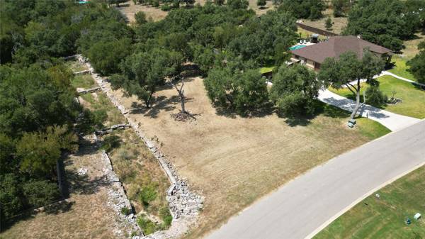 8378 Spring Creek LOOP, Salado, TX 76571