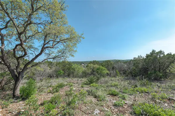 3470 Summit DR, New Braunfels, TX 78132