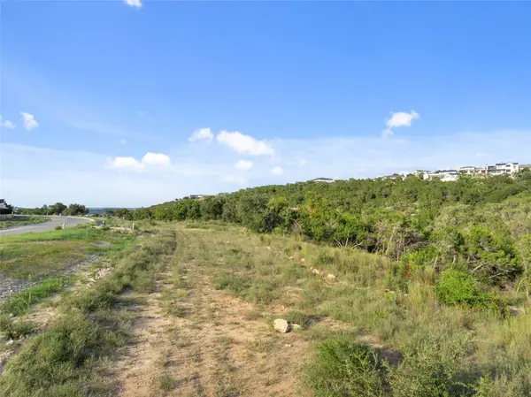 961 Tomichi TRL, Lakeway, TX 78738