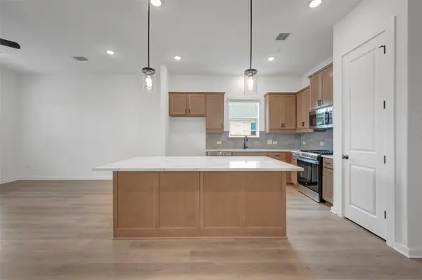 174 Norway Spruce ST, Dripping Springs, TX 78620