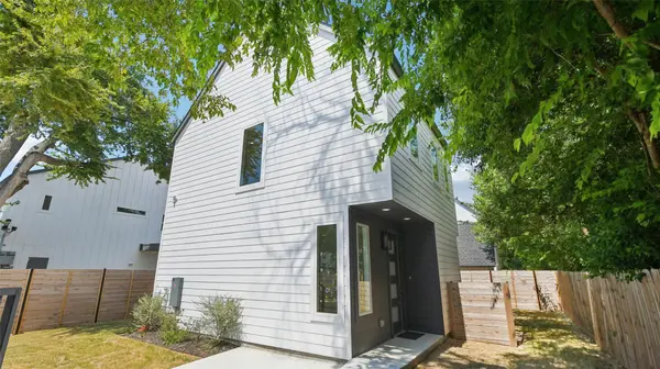 9104 Georgian DR, Austin, TX 78753