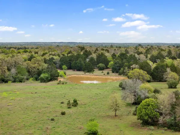 000 County Road 332, Paige, TX 78659