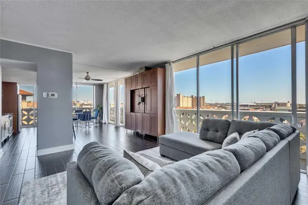 1801 Lavaca ST #5D, Austin, TX 78701
