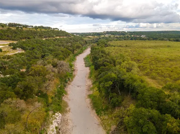 1853 Paradise PKWY, Canyon Lake, TX 78133