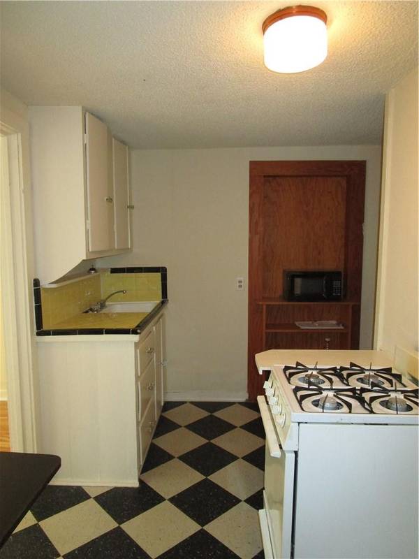 908 W 22nd ST #E, Austin, TX 78705