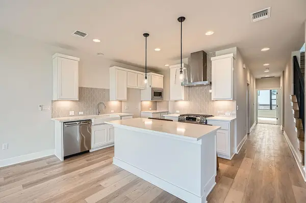 9103 Cattle Baron PATH, Austin, TX 78747