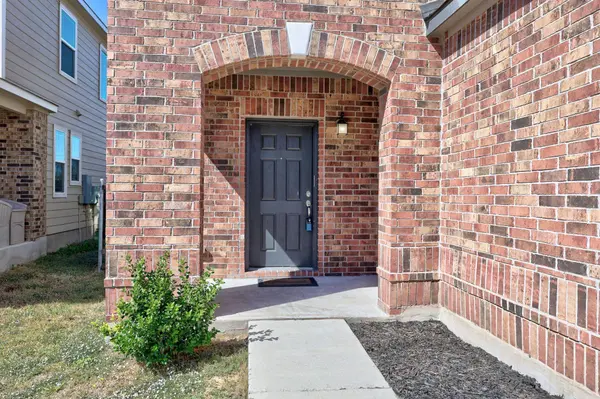 6312 Wagon Spring ST, Del Valle, TX 78617