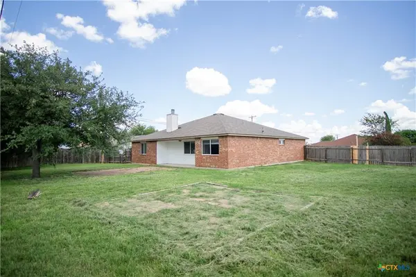 1809 Herndon DR, Killeen, TX 76543