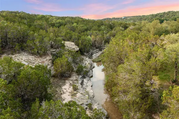 900 Lost Valley RD, Dripping Springs, TX 78620