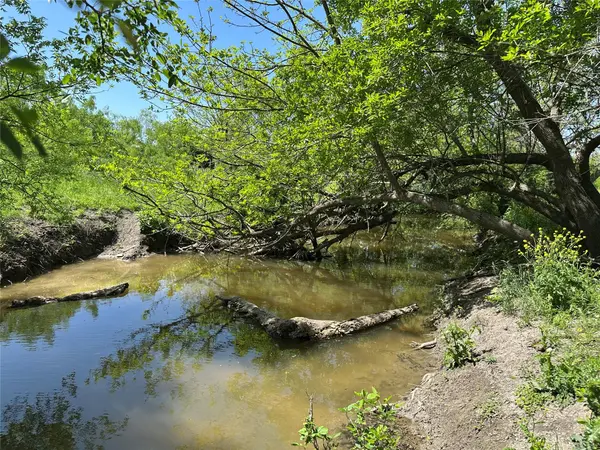 8500 N Fork RD, Bartlett, TX 76511