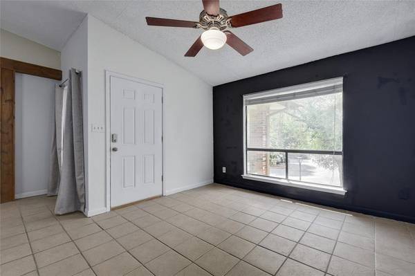 1705 Crossing PL #A109, Austin, TX 78741