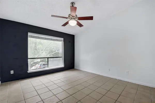 1705 Crossing PL #A109, Austin, TX 78741