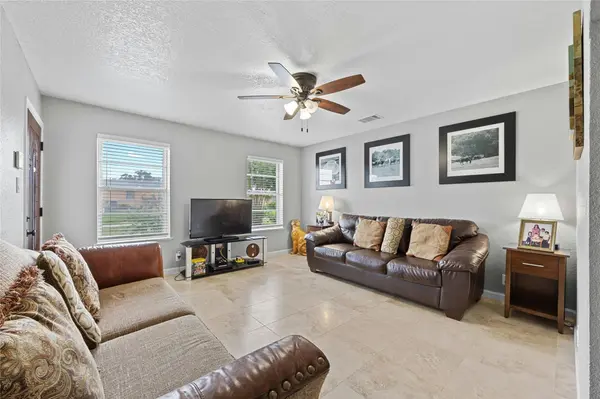 502 Metcalfe ST, Rockdale, TX 76567