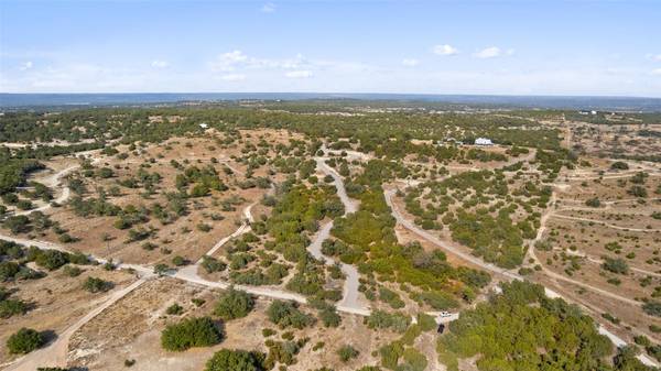 340 Ranch View RD, Spicewood, TX 78669