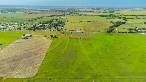 1499 County Road 311 DR, Jarrell, TX 76537