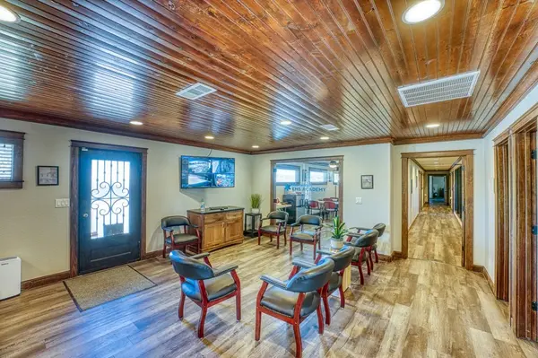 320 Southland DR, Burnet, TX 78611