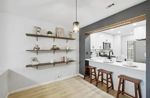 11404 Walnut Ridge DR #10, Austin, TX 78753