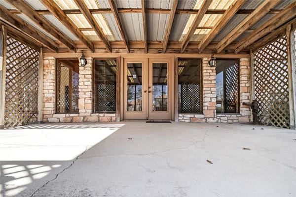 12914 Pfluger Berkman RD, Coupland, TX 78615