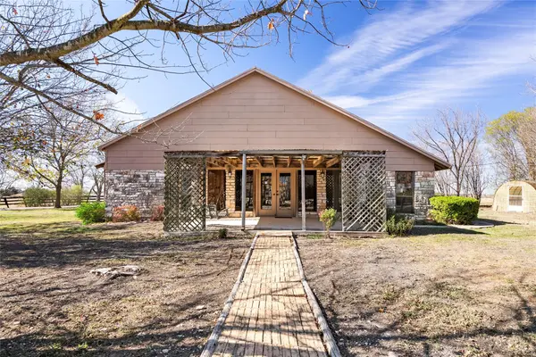 12914 Pfluger Berkman RD, Coupland, TX 78615