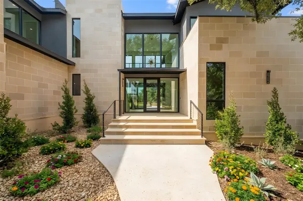 111 Orange Plume, Horseshoe Bay, TX 78657
