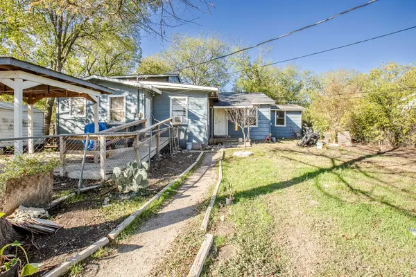 162 Mendoza LN, Buda, TX 78610