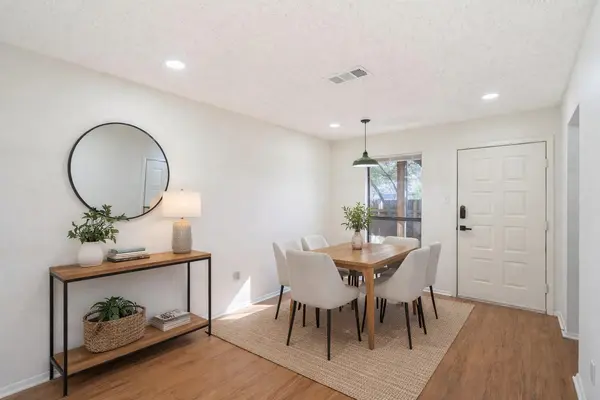 4701 Red River ST #102, Austin, TX 78751