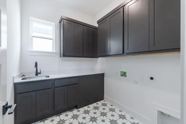 403 Austin Heights RD, Lakeway, TX 78738