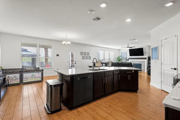 6713 Ondantra BND, Austin, TX 78744