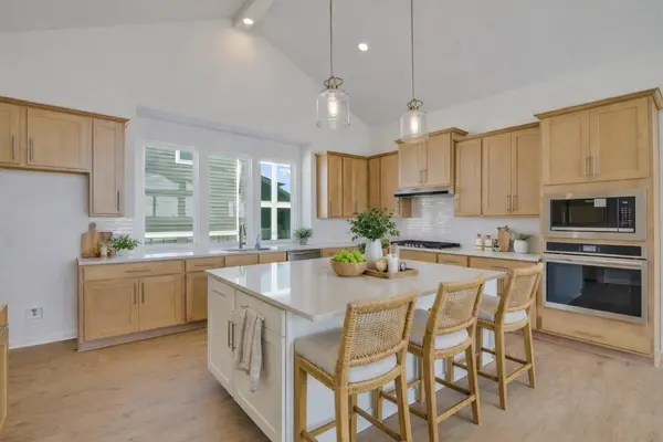 8513 Dongan DR, Austin, TX 78744