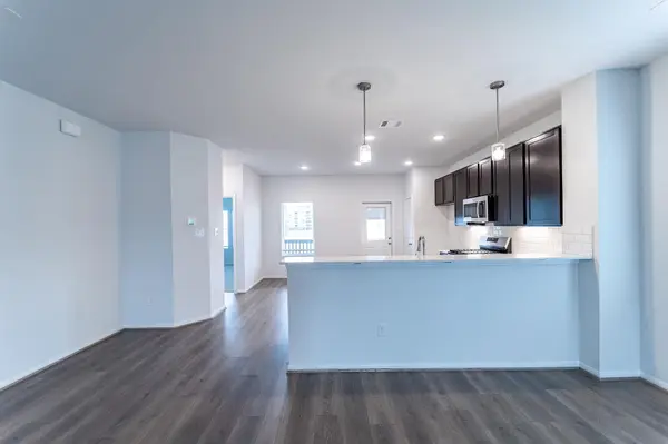 531 Yellowstone DR, Kyle, TX 78640
