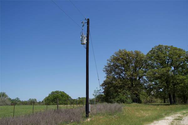 1035 Old Sayers RD, Elgin, TX 78621