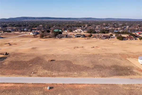 9071 Sandia LOOP, Kingsland, TX 78639