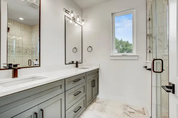 4127 E 12th ST #3, Austin, TX 78721
