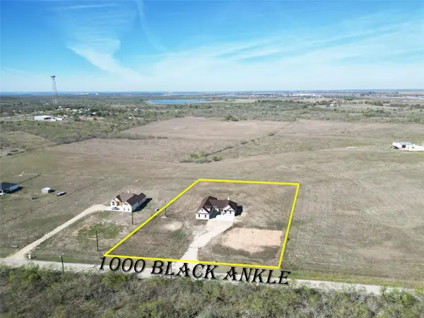 1000 Black Ankle RD, Lockhart, TX 78644