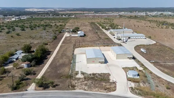6802 S Old Bastrop HWY, San Marcos, TX 78666